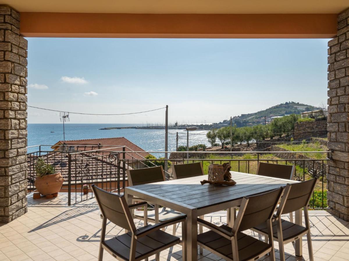 Holiday Home Irma By Interhome Cipressa Luaran gambar